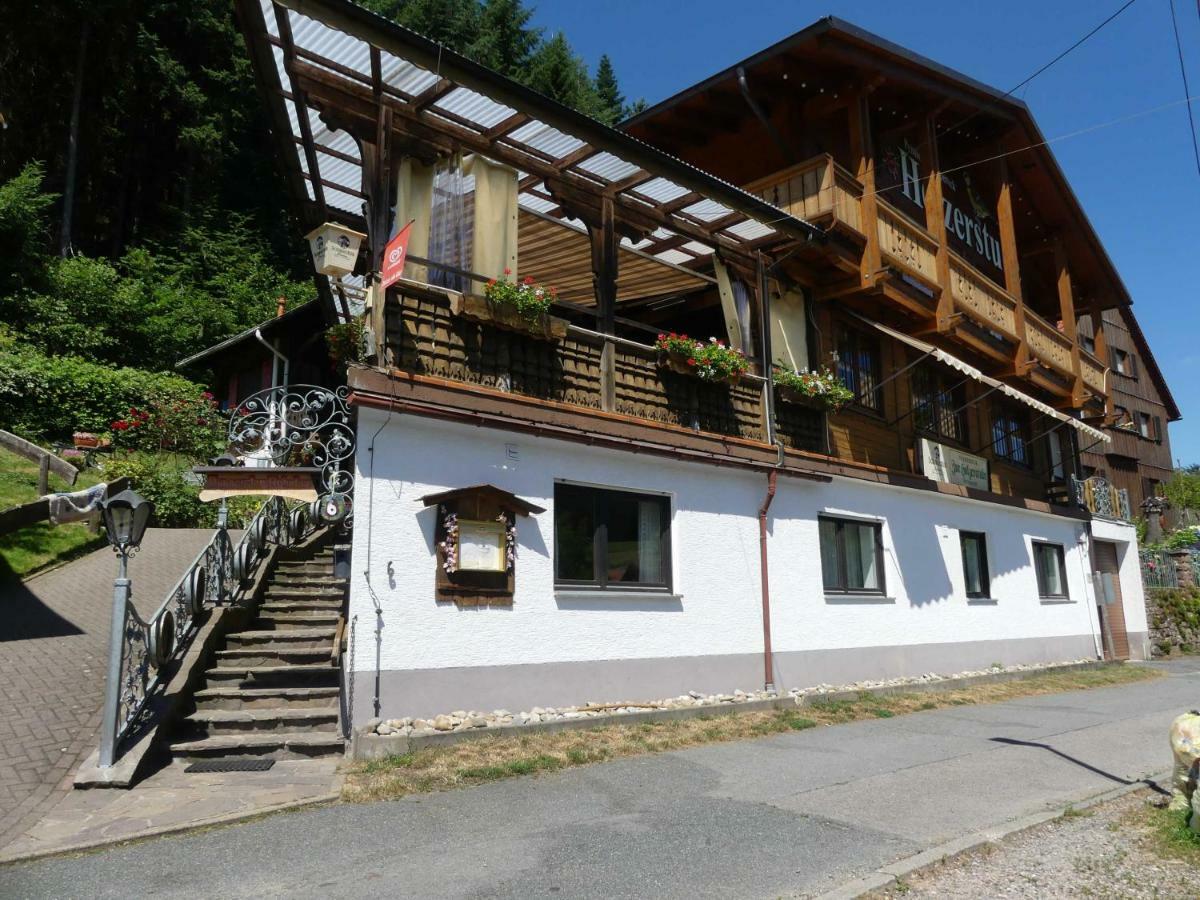 Pension Holzerstube Oberzent ภายนอก รูปภาพ