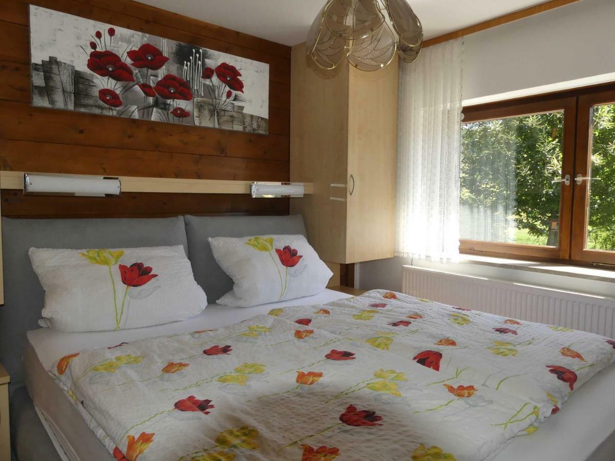 Pension Holzerstube Oberzent ภายนอก รูปภาพ